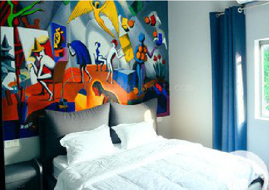  象山对于酒店的墙体彩绘而言更注重哪些方面？